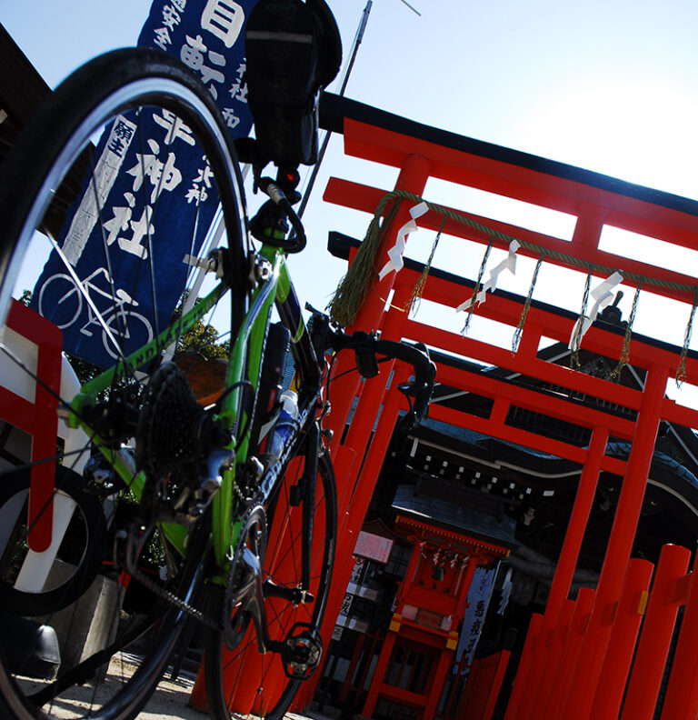 自転車 の 神社